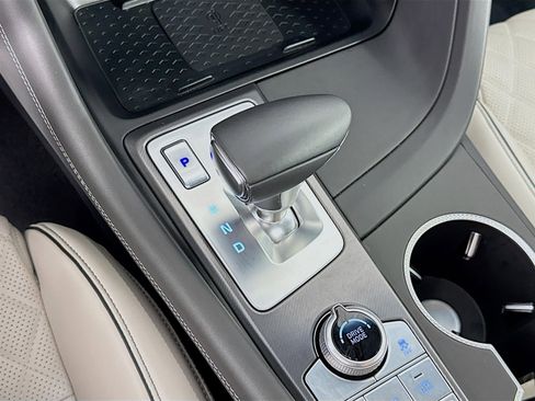 Certified 2025 Genesis G70 3.3T Advanced w/ Sport Prestige Package image 19