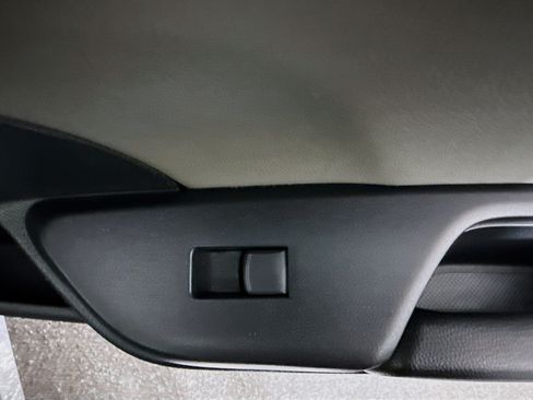 Used 2016 Honda Civic EX-L image 31