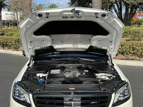 Used 2020 Mercedes-Benz S 63 AMG 4MATIC Sedan w/ Driver Assistance Package image 29