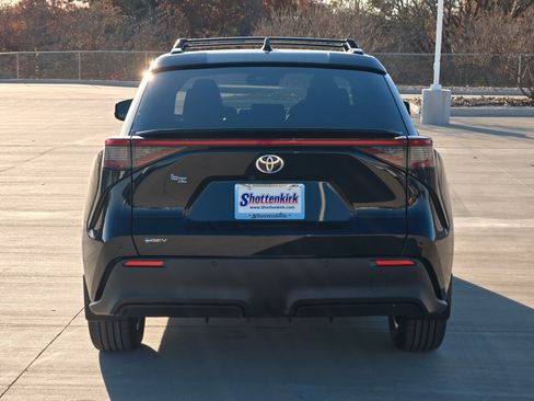 New 2026 Toyota bZ FWD image 5