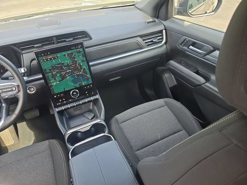 Used 2026 GMC Terrain Elevation AWD/4WD image 32