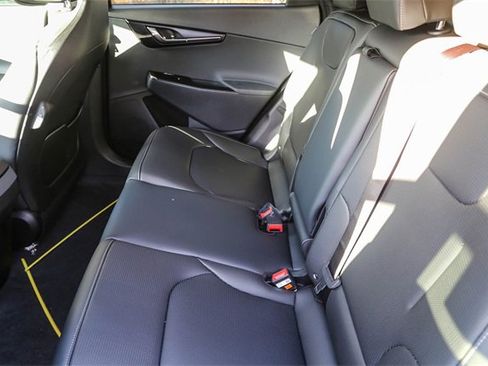New 2025 Kia EV6 Wind image 17