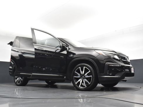 Used 2019 Honda Pilot Touring image 16