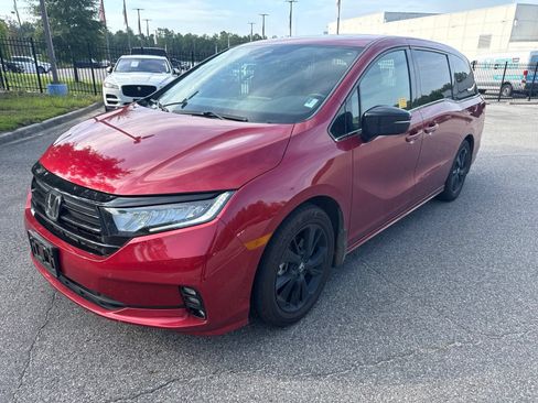 Certified 2024 Honda Odyssey Sport image 1