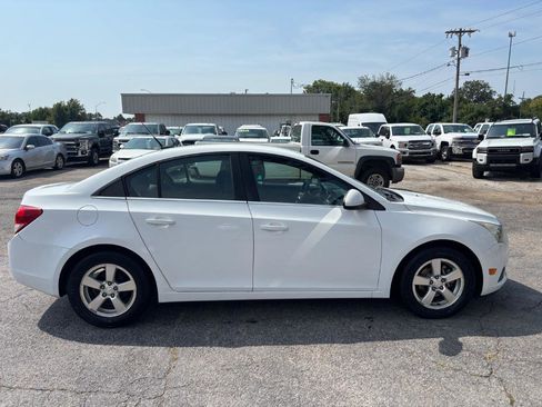 Used 2013 Chevrolet Cruze LT image 6