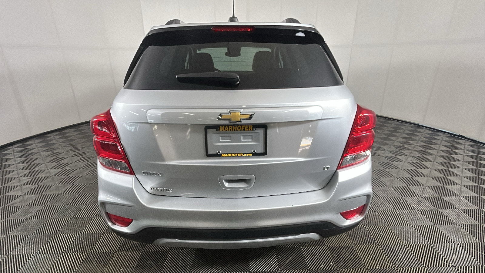 Used 2019 Chevrolet Trax LT w/ LT Convenience Package FWD image 4