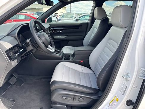 Used 2026 Honda CR-V Sport Touring image 17