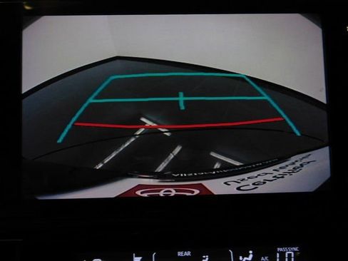 Used 2021 Toyota Sienna XSE w/ XSE Plus Package image 41