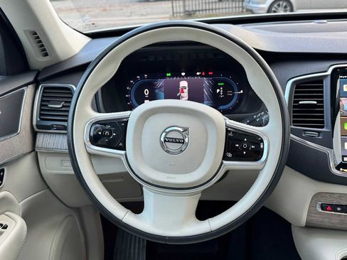 Certified 2023 Volvo XC90 T8 Core w/ Protection Package Premier image 19