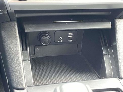 Used 2018 Subaru Outback 2.5i Limited image 15