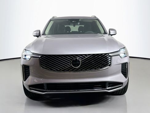 New 2026 Volvo XC90 T8 Ultra image 2