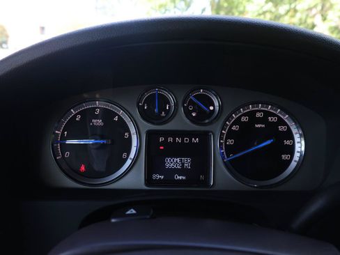 Used 2012 Cadillac Escalade ESV Premium AWD/4WD image 34