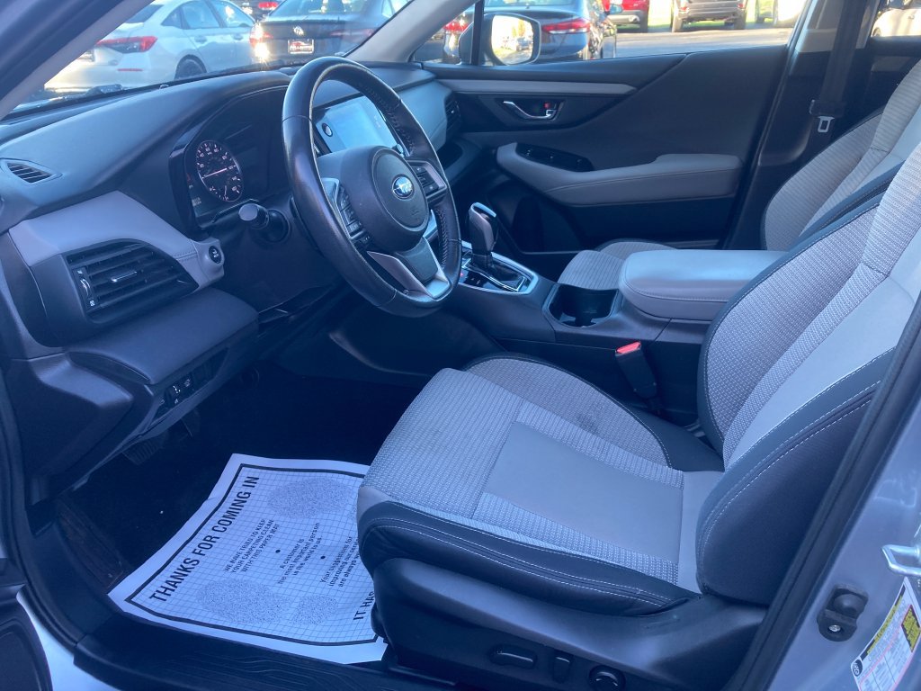 Used 2023 Subaru Outback Premium AWD/4WD image 12