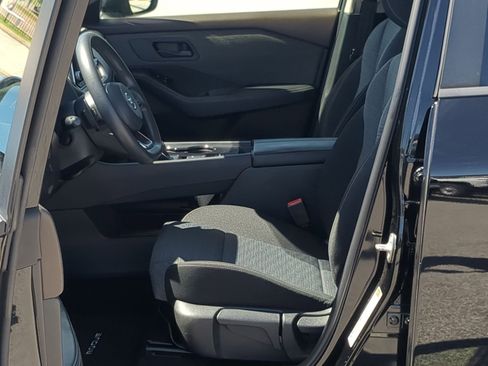 Used 2021 Nissan Rogue S FWD image 11
