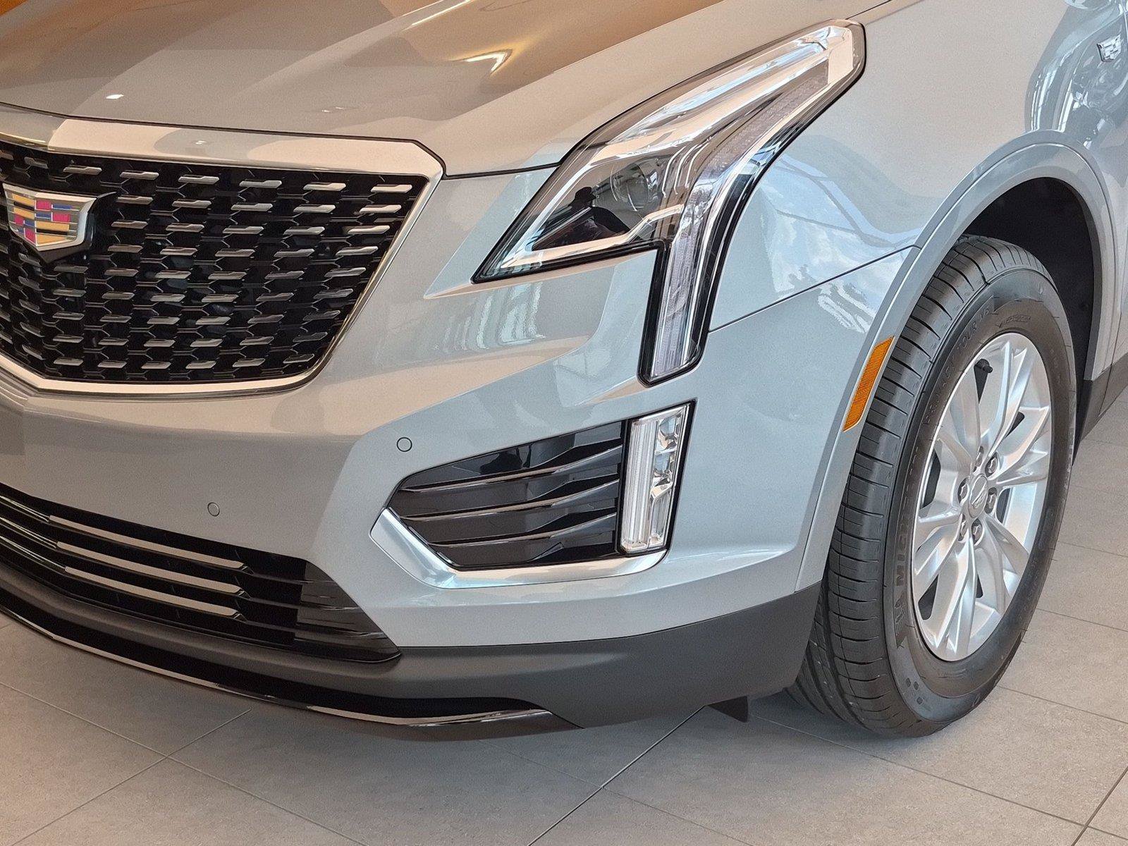New 2026 Cadillac XT5 Luxury w/ LPO, Floor Liner Package FWD image 6