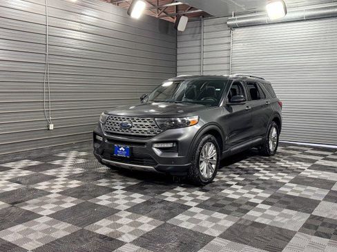 Used 2020 Ford Explorer Limited image 45