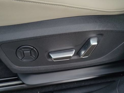 New 2026 Audi Q3 quattro 2.0T AWD/4WD image 18