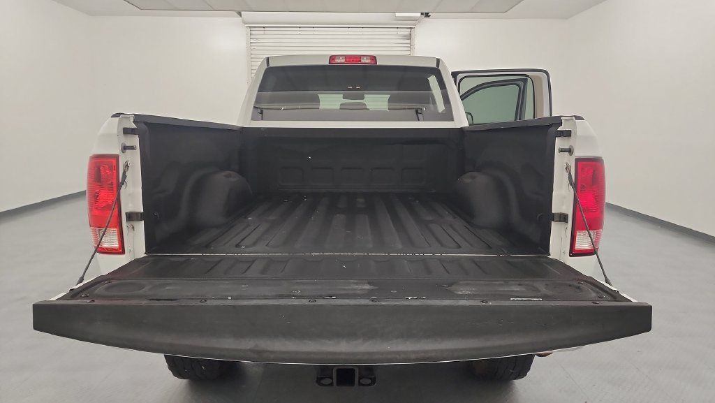 Used 2015 RAM 2500 Tradesman w/ Chrome Appearance Group AWD/4WD image 18