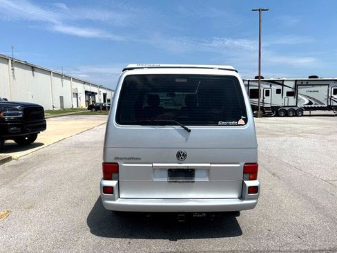 Used 2003 Volkswagen Eurovan MV image 9