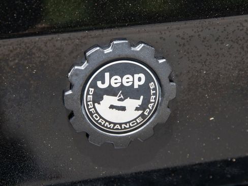 Used 2020 Jeep Gladiator Sport w/ Quick Order Package 23S AWD/4WD image 45