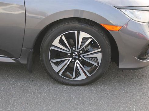 Used 2018 Honda Civic EX-T image 10