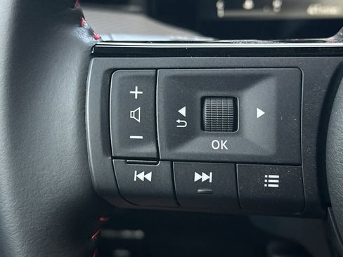 New 2026 Nissan Kicks SR w/ Illumination Package image 28