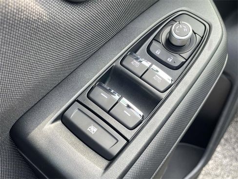 Used 2025 Subaru Forester Premium w/ Convenience Package #1 image 10