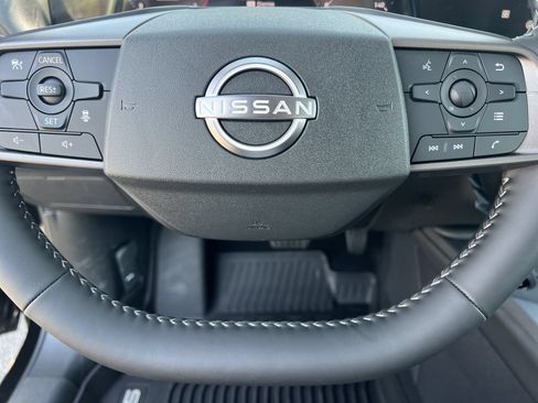 New 2026 Nissan Sentra SV w/ SV Convenience Package FWD image 9