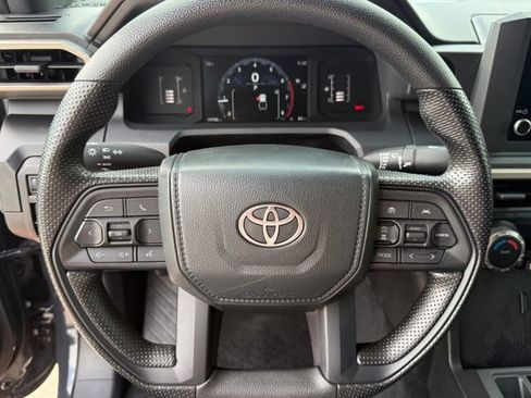 Used 2024 Toyota Tacoma SR AWD/4WD image 11