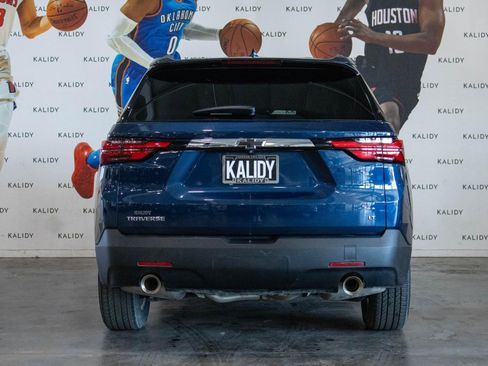 Used 2023 Chevrolet Traverse LT image 22
