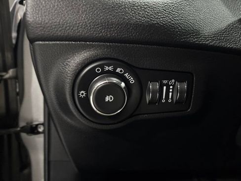 Used 2020 Jeep Compass Latitude AWD/4WD image 15
