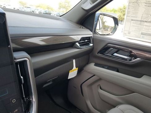 New 2026 GMC Yukon Elevation w/ Elevation Premium Package image 25