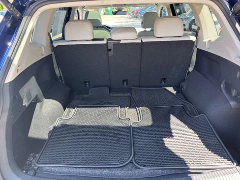 Used 2024 Volkswagen Tiguan SE AWD/4WD image 28