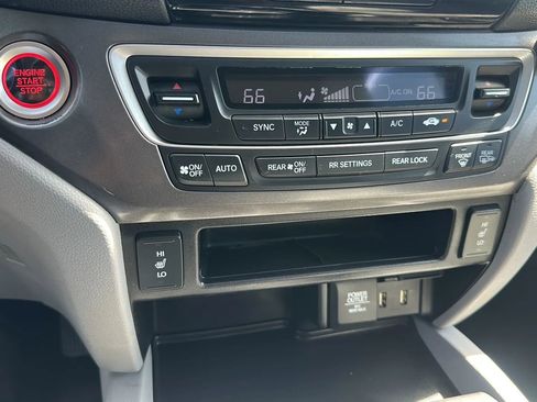 Used 2017 Honda Pilot EX-L image 18