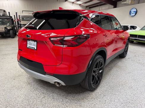 Used 2022 Chevrolet Blazer LT w/ LPO, Black Accent Package FWD image 7