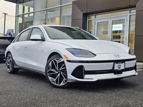 New 2025 Hyundai Ioniq 6 SEL image 1