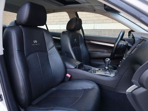 Used 2010 INFINITI G37 x Sedan w/ Premium Pkg AWD/4WD image 28