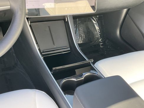 Used 2020 Tesla Model 3 Long Range image 44