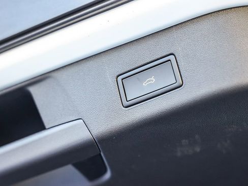 New 2026 Volkswagen ID.4 Pro S image 19