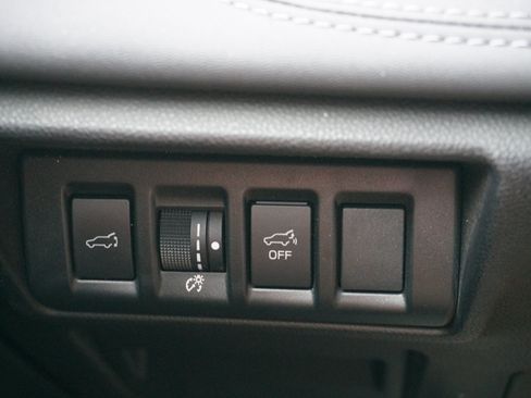 Used 2021 Subaru Outback Limited AWD/4WD image 16