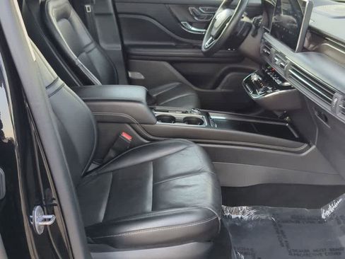 Used 2024 Lincoln Corsair Reserve w/ Equipment Group 201A image 20