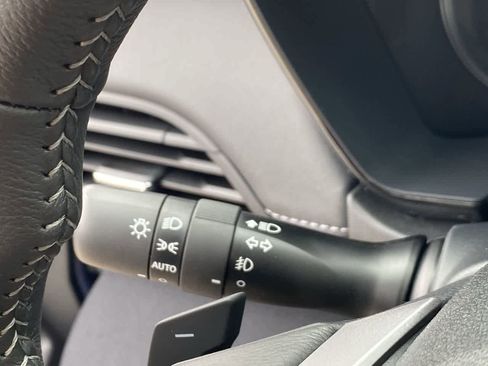 Used 2025 Subaru Legacy Premium image 24