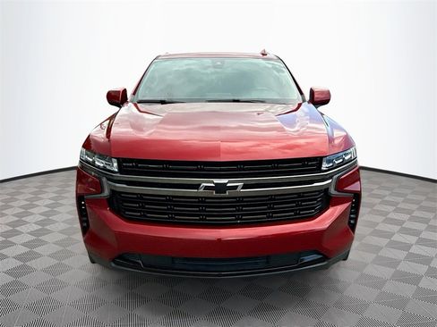 Used 2021 Chevrolet Suburban RST image 2