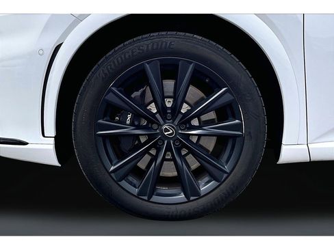 Used 2024 Lexus RX 500h F Sport w/ Convenience Package AWD/4WD image 33