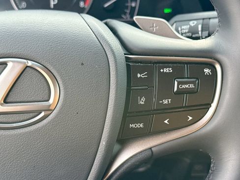 Used 2025 Lexus ES 350 w/ Premium Package FWD image 27