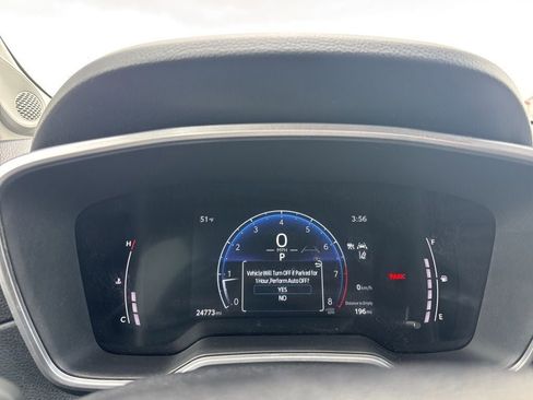 Used 2023 Toyota Corolla Cross XLE w/ Convenience Package AWD/4WD image 18
