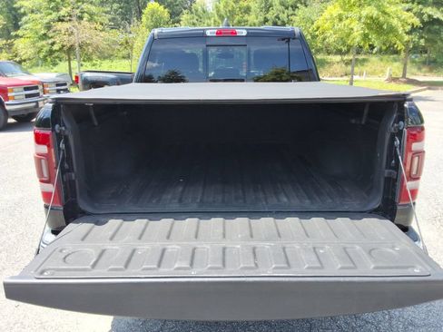 Used 2019 RAM 1500 Laramie RWD image 17