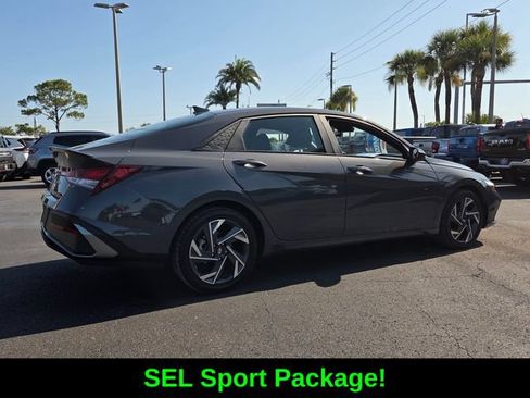Used 2025 Hyundai Elantra Sport w/ Cargo Package FWD image 7