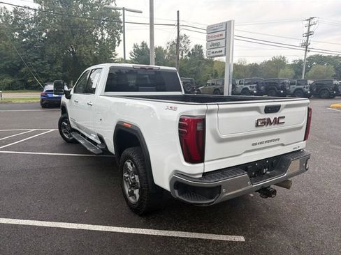Used 2025 GMC Sierra 3500 SLT w/ SLT Premium Package AWD/4WD image 6