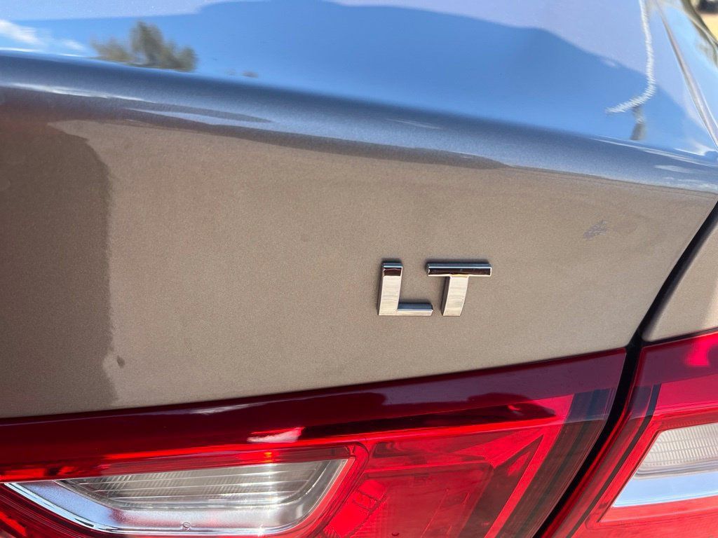 Used 2024 Chevrolet Malibu LT FWD image 14